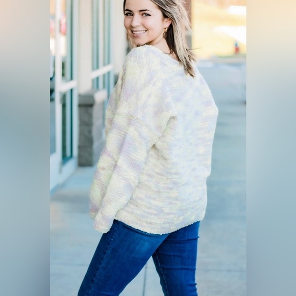 POL Chunky Knit V-Neck Oversized Distressed Sweater Size Large - Picture 2 of 16